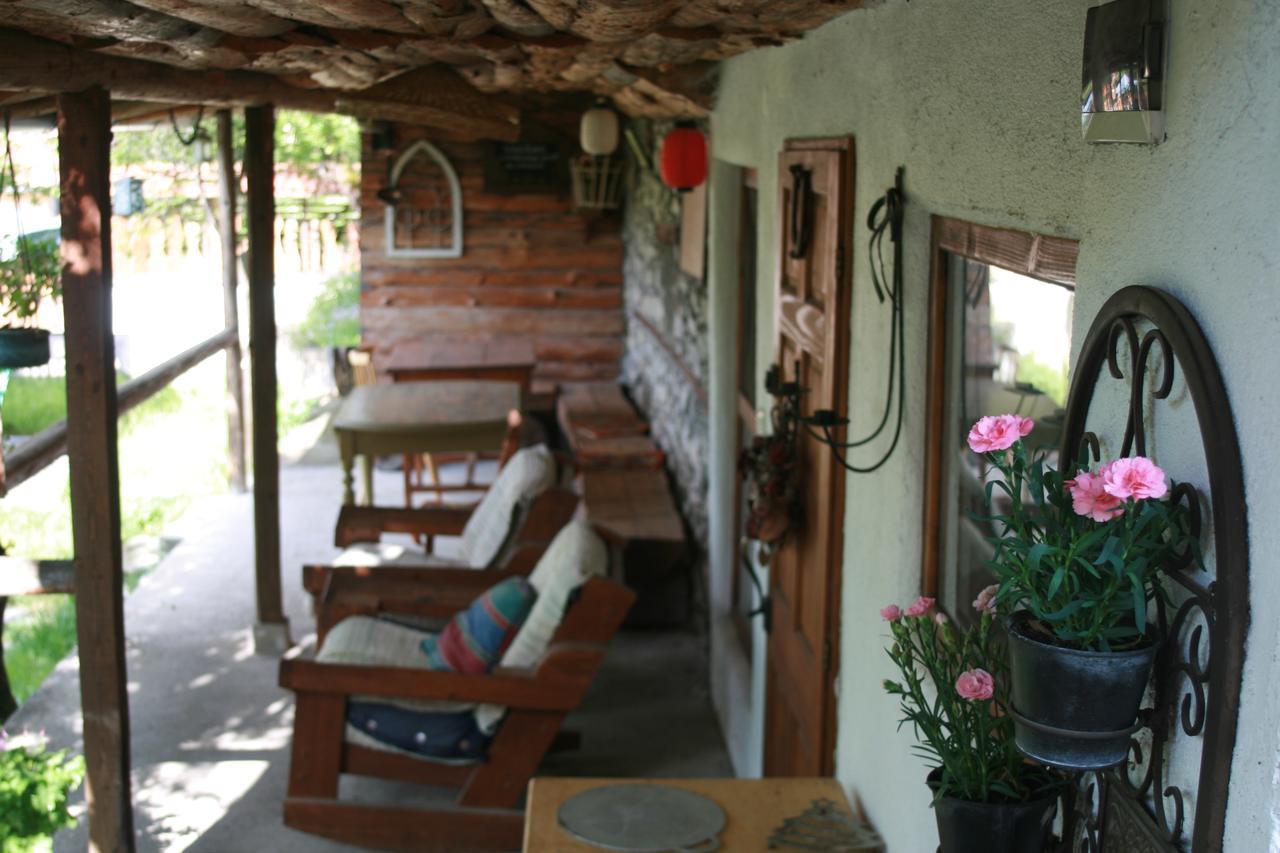 Guest House Kamenik Yagodina Exterior photo